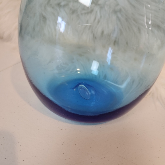 Vintage MID-CENTURY Art Glass Aqua Blue Vase Pitcher Funky Handle MCM Blenko ? - Picture 4 of 9